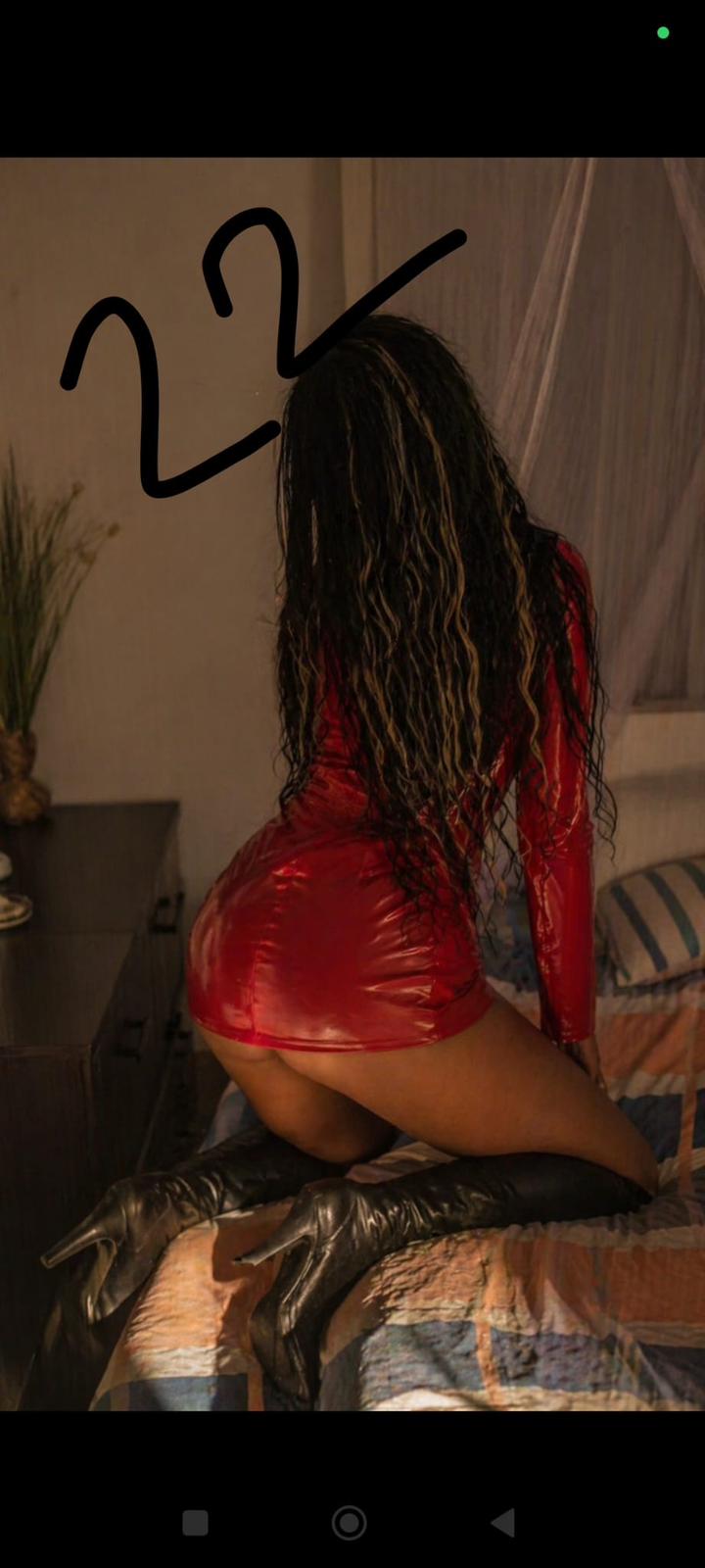 מארחת מושלמת -בפתח תקווה